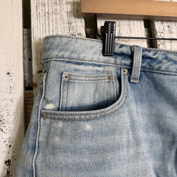 Time and Tru Light Blue Distressed Denim Jean Shorts - Picture 9 of 10